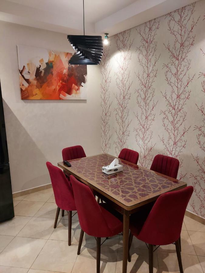 Apartment Modern Opposite The Hassan2 Mosque, Very Well Equipped And Stylish, 85 M2 With Gym And Direct Sea View With Underground Garage , Prohibits Unmarried Couples Of Arab Origin Casablanca