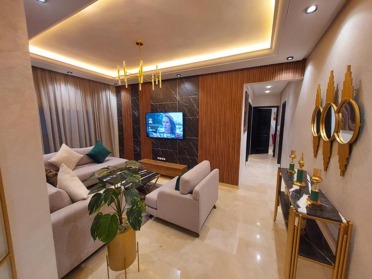 Modern Opposite The Hassan2 Mosque, Very Well Equipped And Stylish, 85 M2 With Gym And Direct Sea View With Underground Garage , Prohibits Unmarried Couples Of Arab Origin Apartamento Casa Blanca