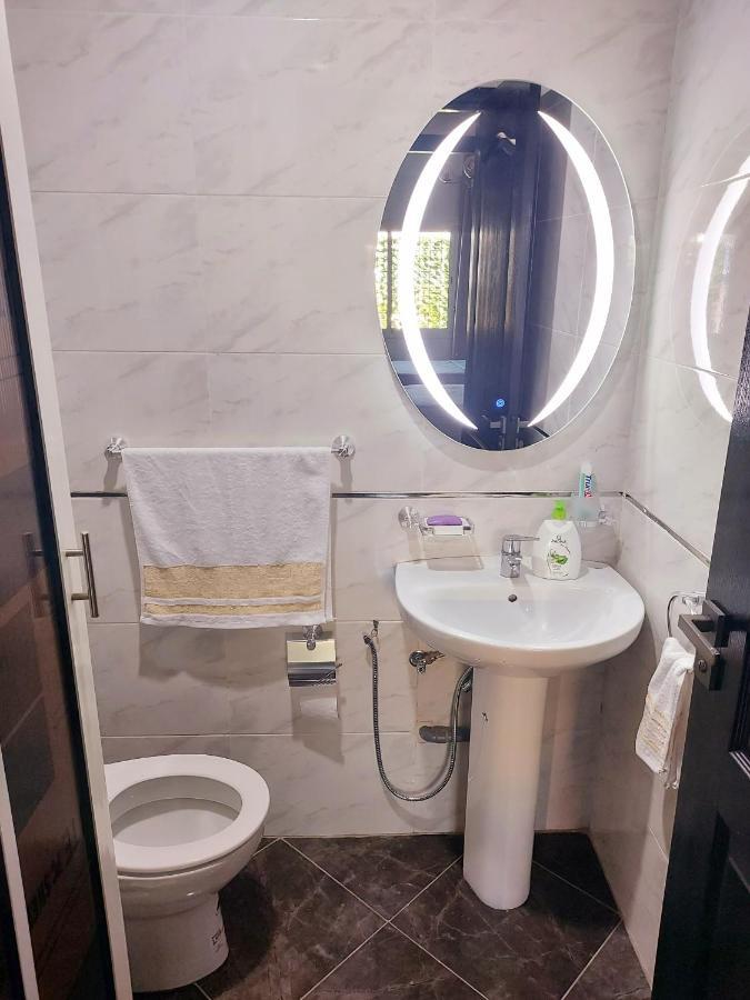 Modern Opposite The Hassan2 Mosque, Very Well Equipped And Stylish, 85 M2 With Gym And Direct Sea View With Underground Garage , Prohibits Unmarried Couples Of Arab Origin Casa Blanca