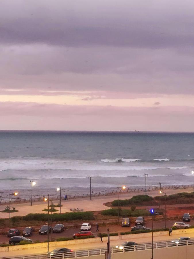 Modern Opposite The Hassan2 Mosque, Very Well Equipped And Stylish, 85 M2 With Gym And Direct Sea View With Underground Garage , Prohibits Unmarried Couples Of Arab Origin Apartamento Casa Blanca