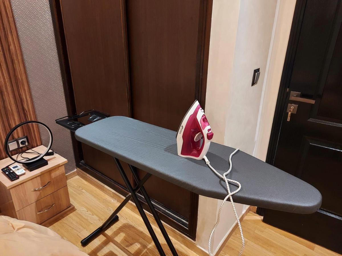 Modern Opposite The Hassan2 Mosque, Very Well Equipped And Stylish, 85 M2 With Gym And Direct Sea View With Underground Garage , Prohibits Unmarried Couples Of Arab Origin Apartment *